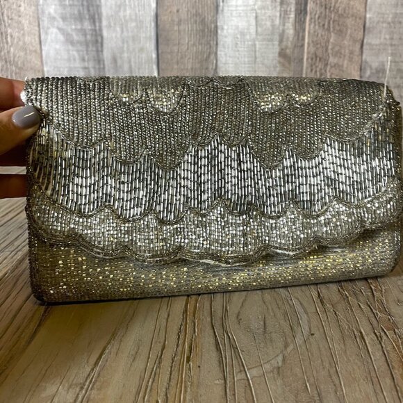Vintage la Regale silver beaded bag - Picture 1 of 10